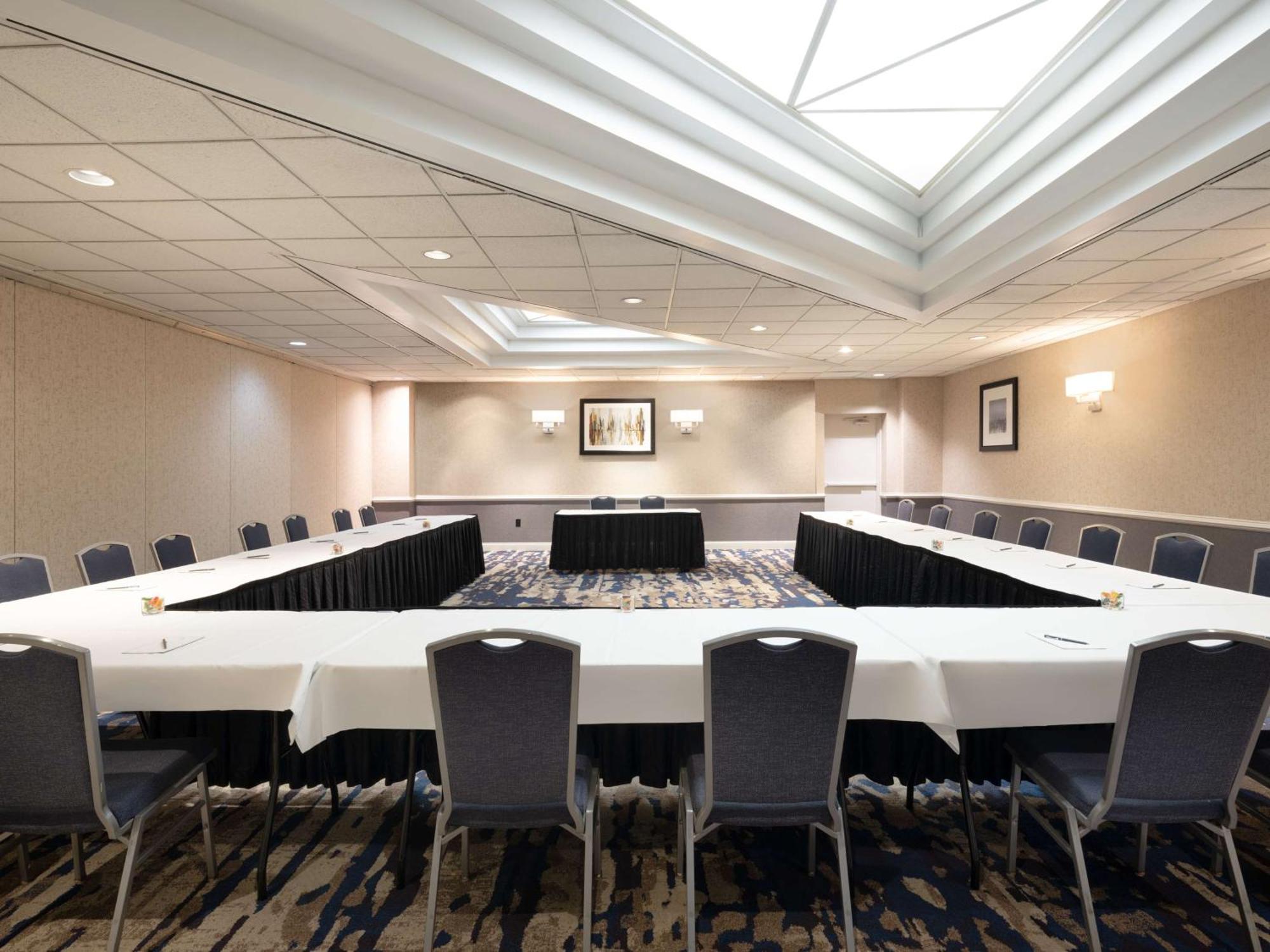 Embassy Suites Baltimore - North/Hunt Valley Εξωτερικό φωτογραφία